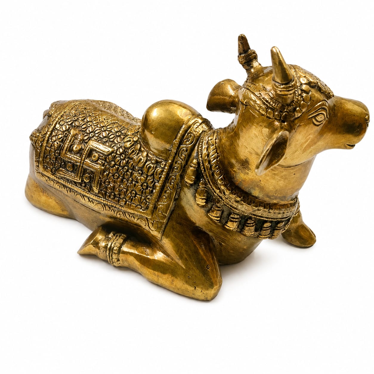 Antique Brass Nandi Bull Statue | Decorative Sacred Shiva Vahana Idol | Traditional Home & Temple Décor - Image 4