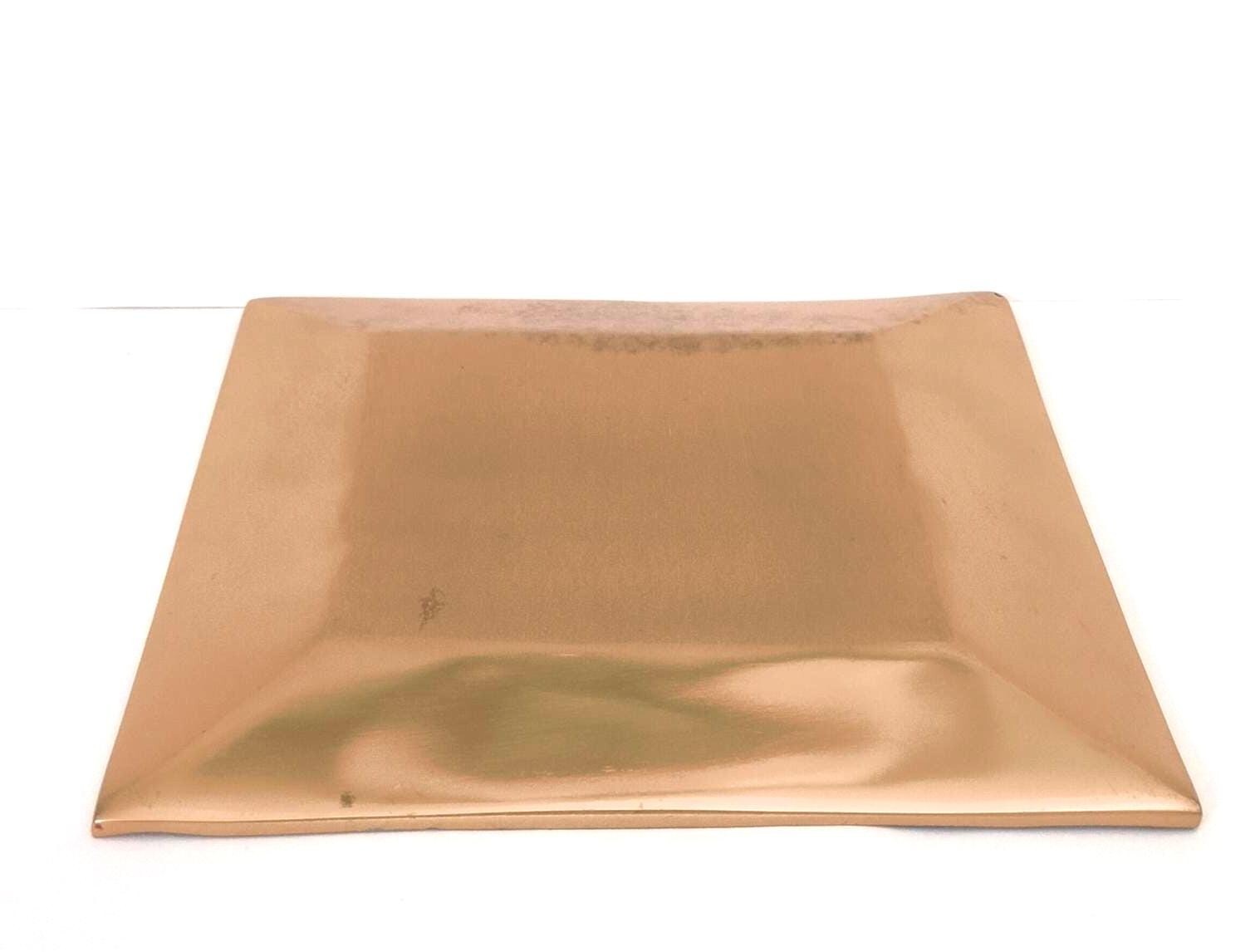 Metal Decorative Tray | Green & Gold Tabletop Serving & Display Platter (20 × 20 cm) - Image 3